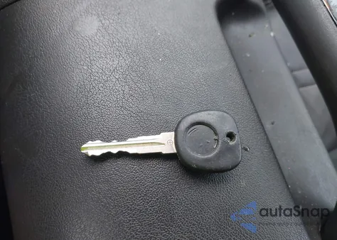 2009 Saturn Sky z USA, uszkodzony, nr VIN 1G8MN35B09Y101269